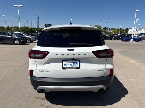 Used 2023 Ford Escape Active AWD/4WD image 6