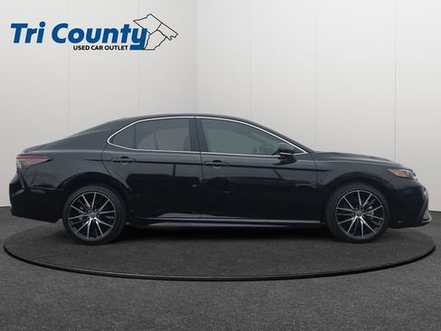 Certified 2024 Toyota Camry SE image 9