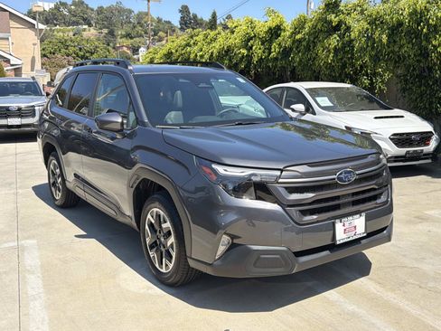 Certified 2026 Subaru Forester Premium AWD/4WD image 3