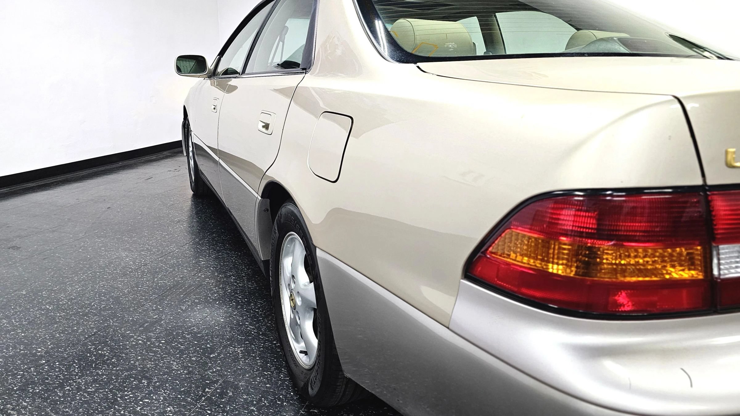 Used 1999 Lexus ES 330 FWD image 21