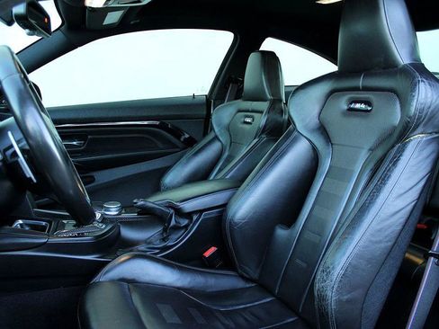 Used 2018 BMW M4 Coupe w/ Competition Package image 15