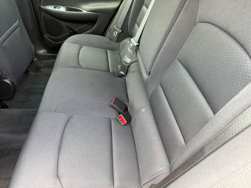 Used 2024 Chevrolet Malibu LT FWD image 9