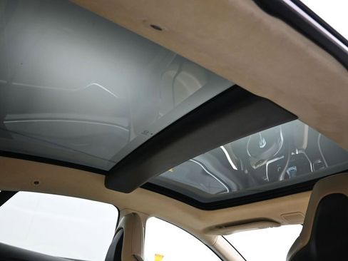 Used 2013 Tesla Model S Performance image 32