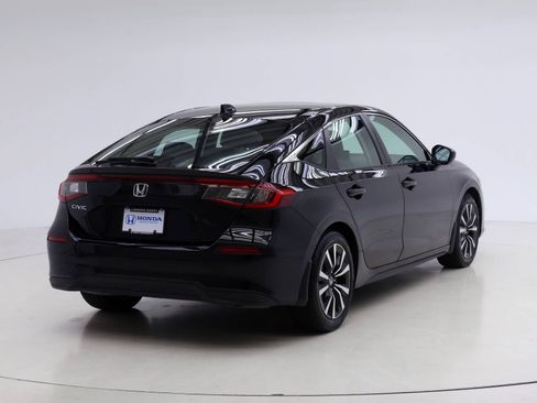 Certified 2024 Honda Civic EX-L image 2