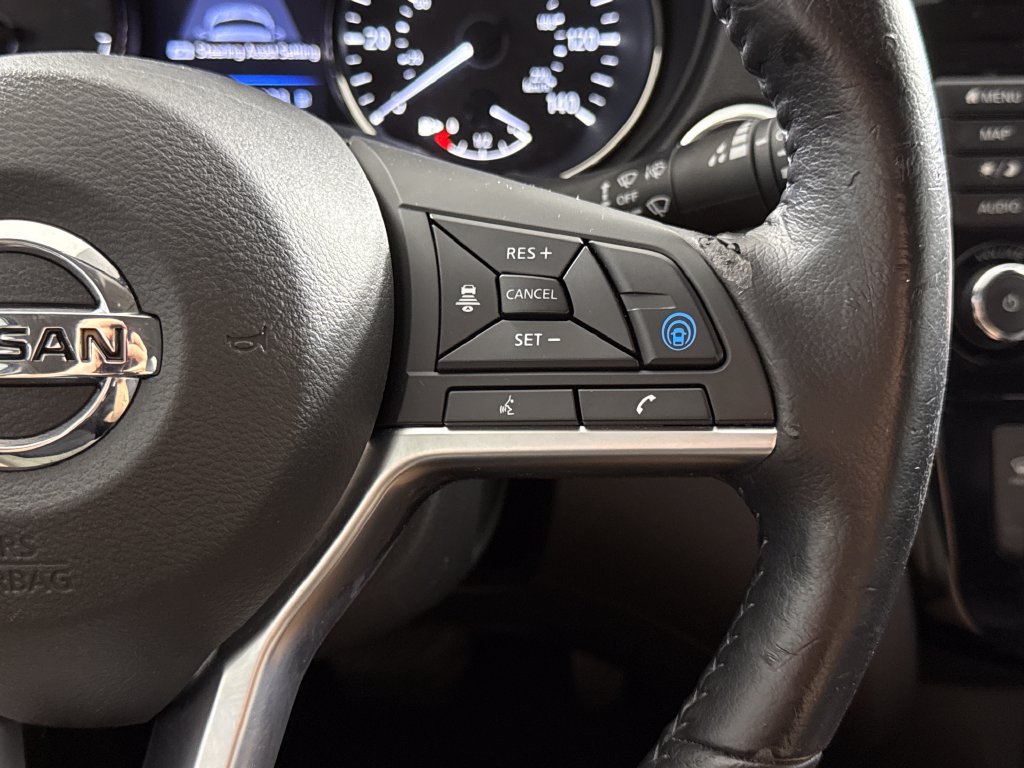 Used 2020 Nissan Rogue Sport SL FWD image 17