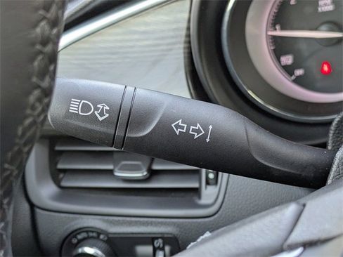 Used 2019 Buick Envision Essence image 29