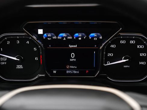 Used 2021 GMC Yukon XL Denali w/ Denali Premium Package RWD image 16