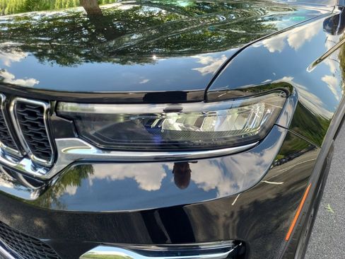 New 2025 Jeep Grand Cherokee Limited w/ Luxury Tech Group II image 26