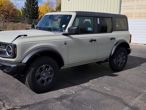 New 2025 Ford Bronco Big Bend image 2