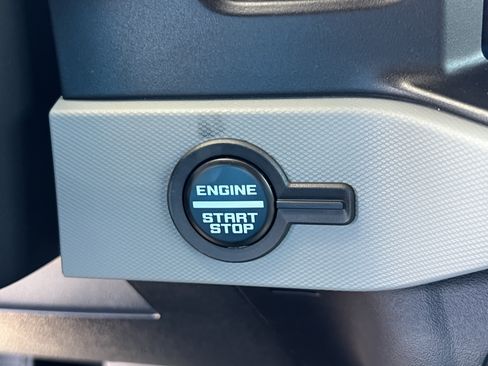 Used 2023 Ford Bronco Badlands AWD/4WD image 28
