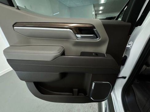 New 2026 Chevrolet Silverado 1500 LT w/ Leather Package image 8