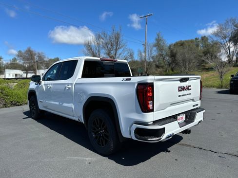 New 2025 GMC Sierra 1500 Elevation w/ Preferred Package image 6