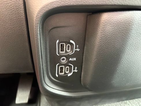 Used 2023 RAM 1500 Big Horn AWD/4WD image 23