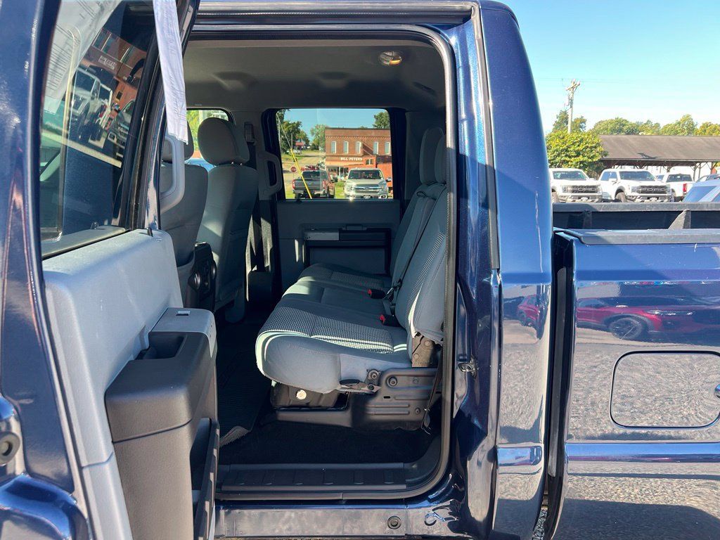 Used 2013 Ford F250 XLT w/ FX4 4X4 Off-Road Pkg image 16