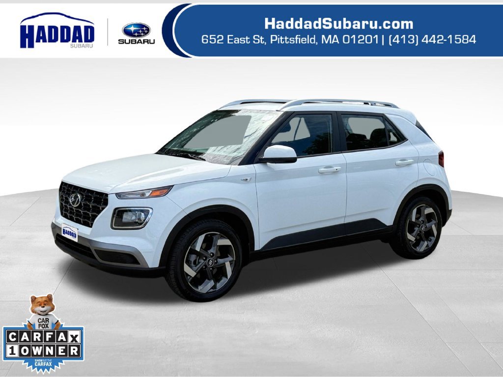 Used 2026 Hyundai Venue SEL FWD image 1