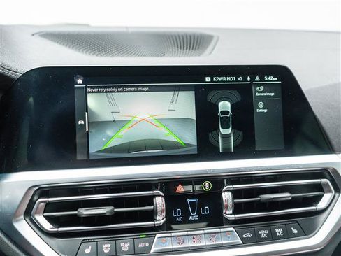 Used 2023 BMW 440i xDrive Convertible w/ M Carbon Exterior Package AWD/4WD image 32