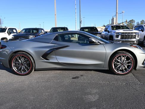 Used 2024 Chevrolet Corvette Stingray Premium Conv w/ Z51 Performance Package image 13