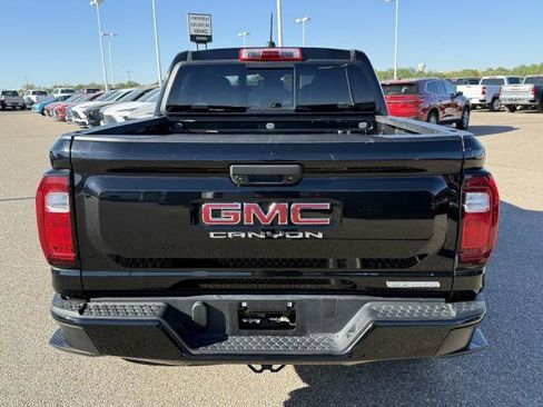 Used 2023 GMC Canyon Elevation w/ Convenience Package image 7