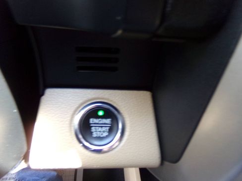 Used 2016 Ford F150 Lariat AWD/4WD image 64