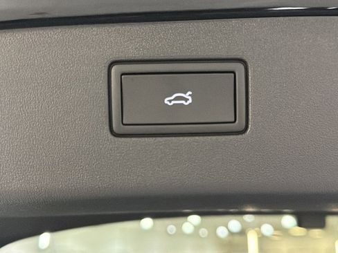 New 2026 Volkswagen Tiguan SE AWD/4WD image 13