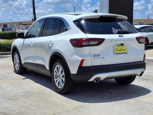 Used 2023 Ford Escape Active w/ Tech Pack #2 FWD image 4