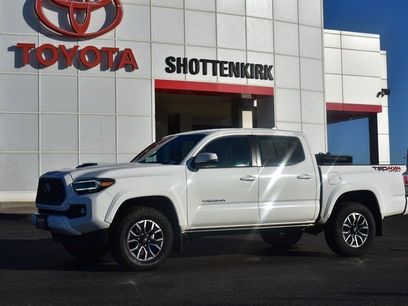 Used 2023 Toyota Tacoma TRD Sport w/ Technology Package