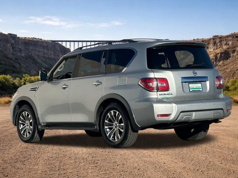 Used 2018 Nissan Armada SL w/ Moonroof Package image 5