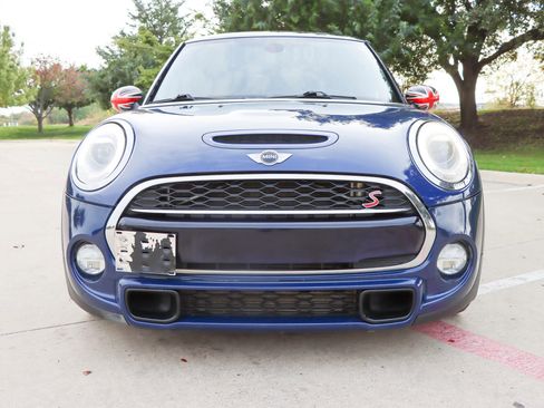 Used 2017 MINI Cooper S image 2