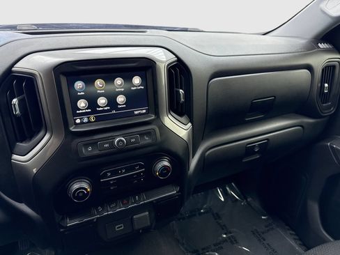 Used 2019 Chevrolet Silverado 1500 Custom Trail Boss w/ Custom Convenience Package AWD/4WD image 24