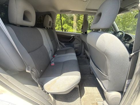Used 2003 Toyota RAV4 2WD w/ Sport Pkg image 14