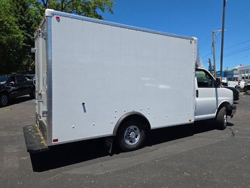 New 2026 Chevrolet Express 3500 w/ Power Convenience Package RWD image 13