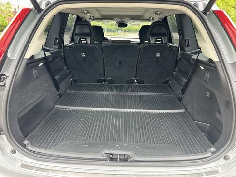 Used 2025 Volvo XC90 B6 Plus w/ Protection Package Premier AWD/4WD image 14