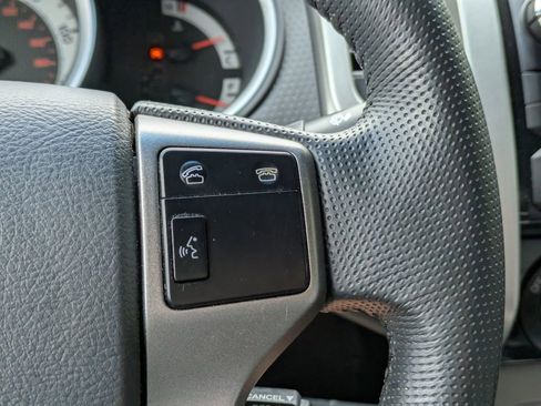 Used 2012 Toyota Tacoma 4x4 Double Cab w/ SR5 Pkg image 25