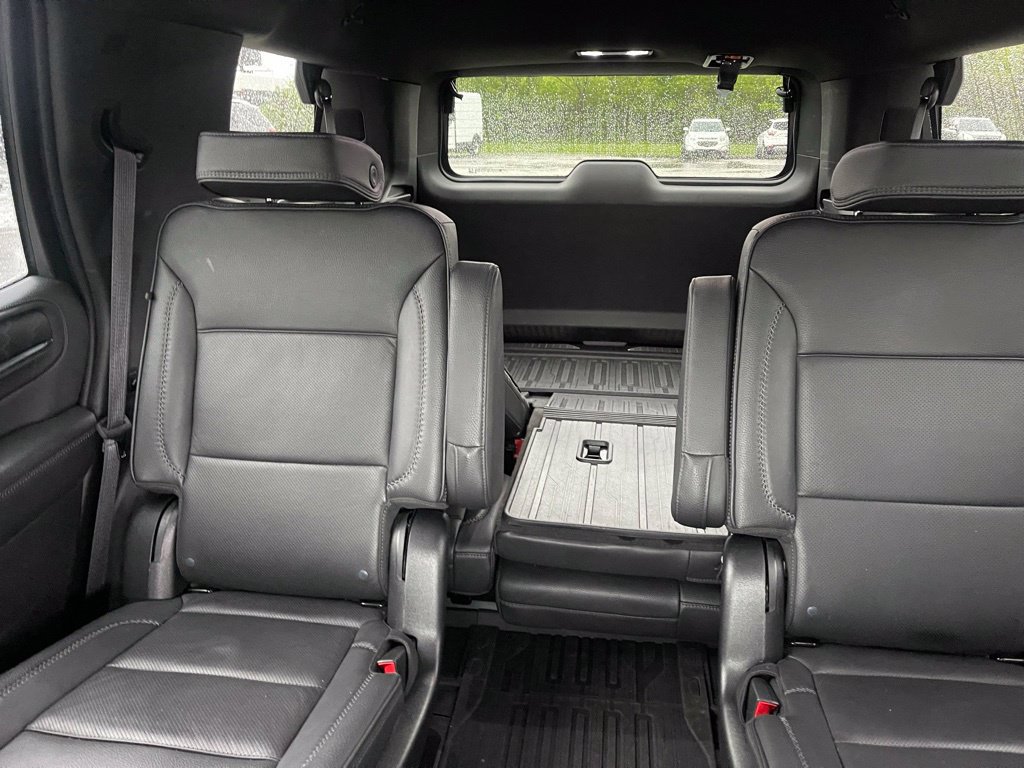 Used 2023 GMC Yukon Denali AWD/4WD image 12