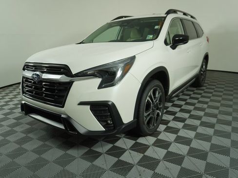 New 2026 Subaru Ascent Limited image 3