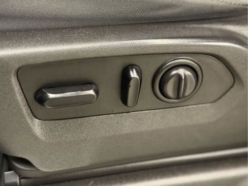 Certified 2019 Chevrolet Silverado 1500 LT w/ All-Star Edition image 58