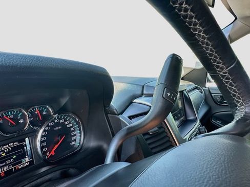 Used 2015 Chevrolet Tahoe LTZ AWD/4WD image 17