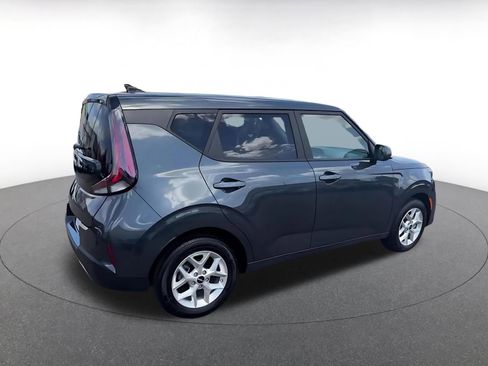 Used 2025 Kia Soul LX w/ LX Technology Package image 15