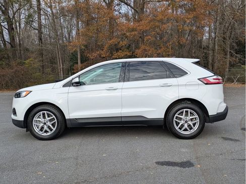 Certified 2024 Ford Edge SEL image 12