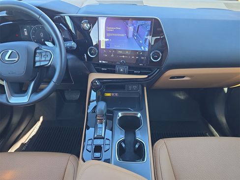 Used 2025 Lexus NX 350 AWD w/ Premium Package image 10