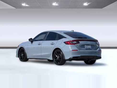 Used 2024 Honda Civic Sport image 3