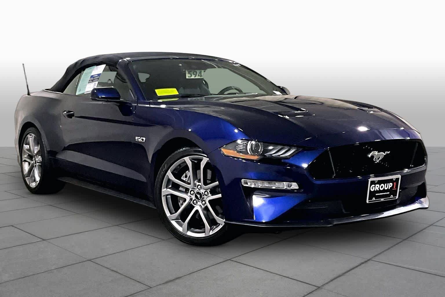 Used 2019 Ford Mustang GT Premium w/ Equipment Group 401A RWD image 2