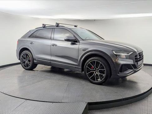 Used 2022 Audi Q8 Premium Plus w/ Premium Plus Package image 11