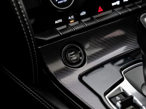 Used 2016 Jaguar F-TYPE R image 80