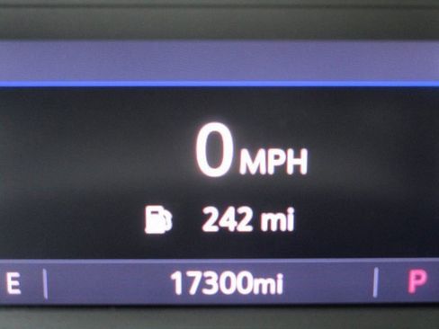 Certified 2024 Chevrolet Blazer LT w/ Convenience Package image 13