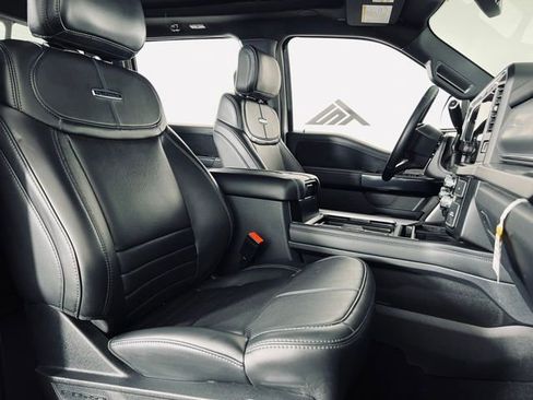 Used 2025 Ford F350 Platinum w/ Tremor Off-Road Package image 18