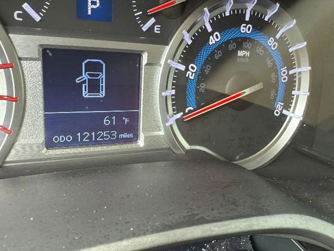 Used 2016 Toyota 4Runner Limited RWD image 29