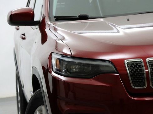 Used 2020 Jeep Cherokee Latitude w/ Cold Weather Group image 4