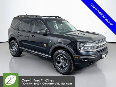 Used 2021 Ford Bronco Sport Badlands image 1