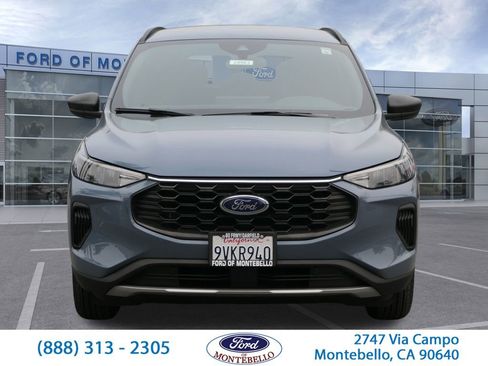 Used 2025 Ford Escape ST-Line w/ Equipment Group 301A image 9